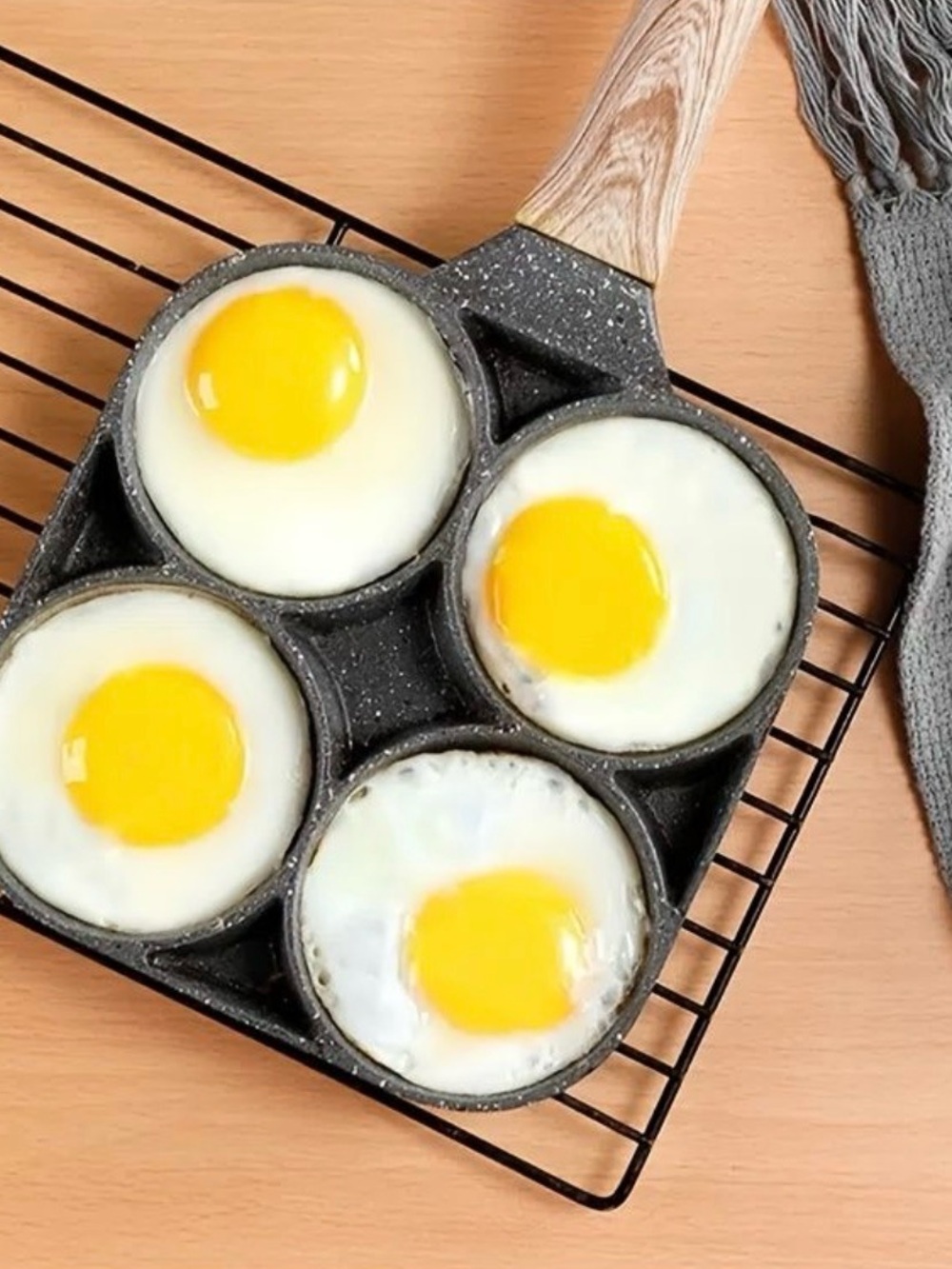 Non-Stick 4 Cup Egg Frying Pan